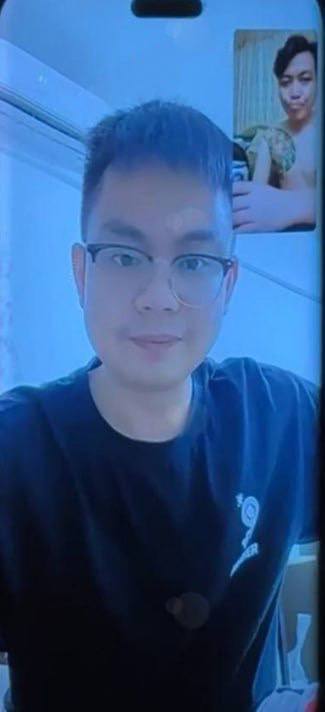 金三角 #特区 #诈骗集团 #戴眼镜的名叫 #大发 没有护照 /另一个是公司管理 #阿平  都是国内偷渡去金三角特区，骗猪仔去上班，然后不发工资不给提成！